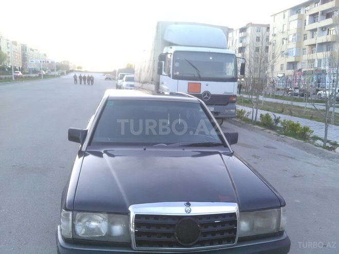 Mercedes 190 1992, 250,000 km - 2.0 l - Bakı