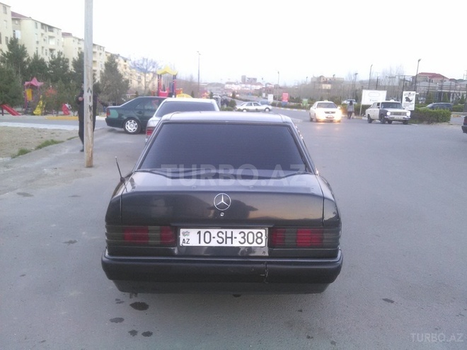 Mercedes 190 1992, 250,000 km - 2.0 l - Bakı
