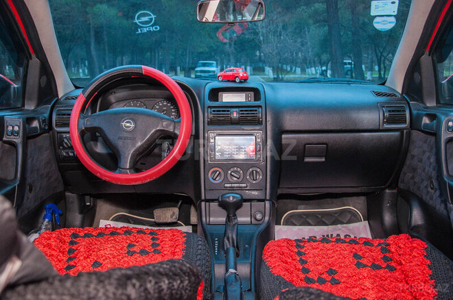 Opel Astra 1998, 260,000 km - 1.6 l - Sumqayıt