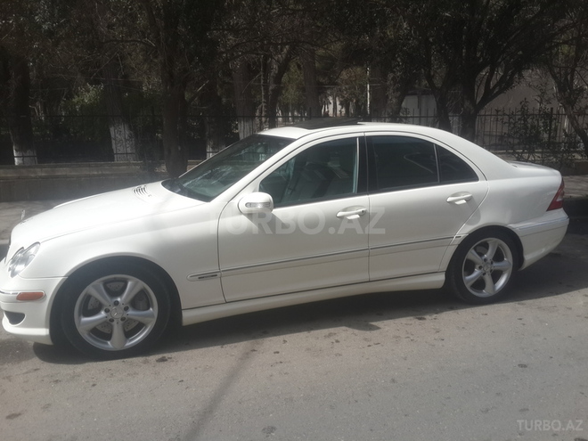 Mercedes C 230 2005, 135,933 km - 2.5 l - Bakı