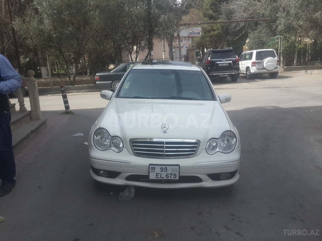 Mercedes C 230 2005, 135,933 km - 2.5 l - Bakı