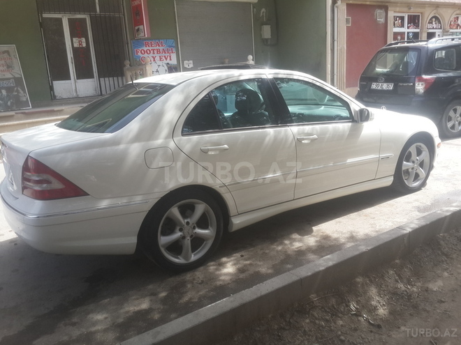 Mercedes C 230 2005, 135,933 km - 2.5 l - Bakı