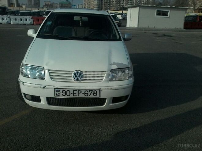 Volkswagen Polo 2001, 205,000 km - 1.4 l - Bakı