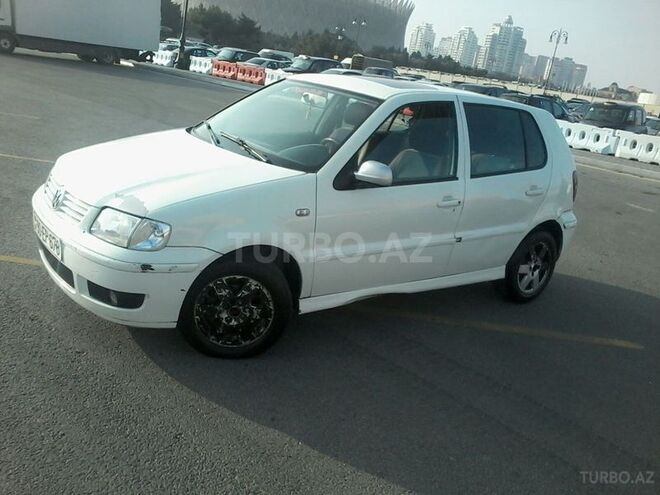 Volkswagen Polo 2001, 205,000 km - 1.4 l - Bakı