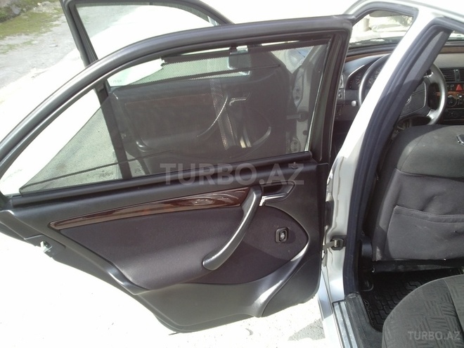 Mercedes C 200 1997, 185,000 km - 2.0 l - Ucar