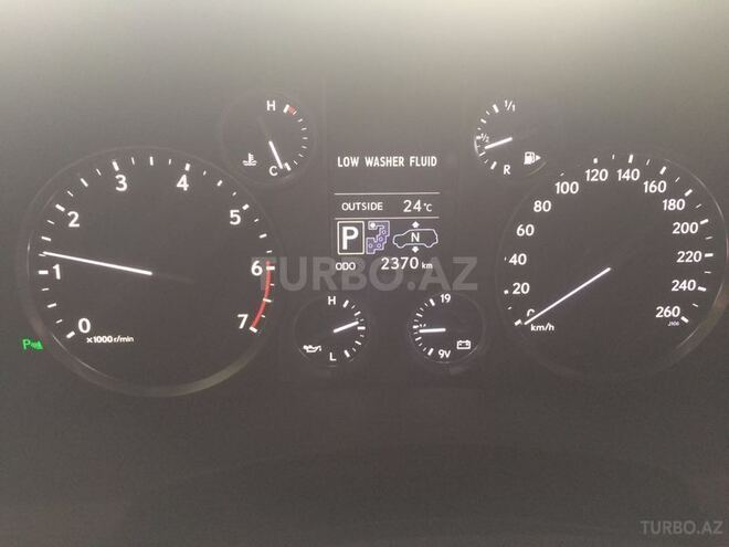 Lexus LX 570 2015, 2,000 km - 5.7 l - Bakı