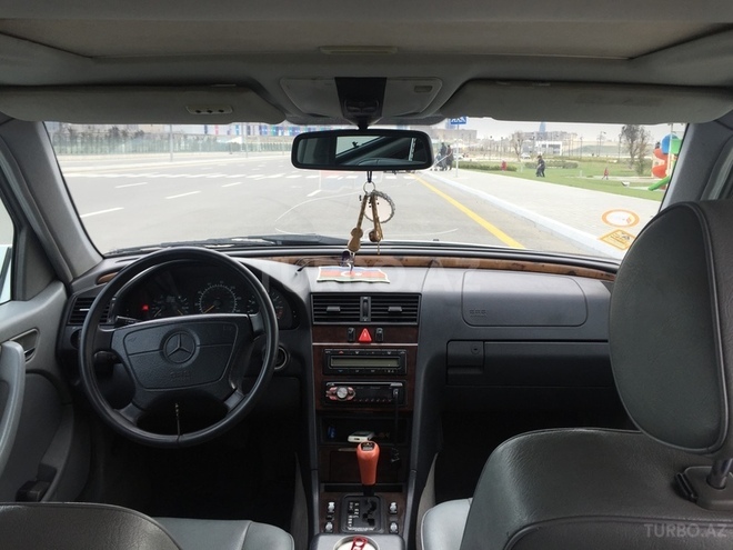 Mercedes C 230 1998, 225,000 km - 2.3 л - Bakı
