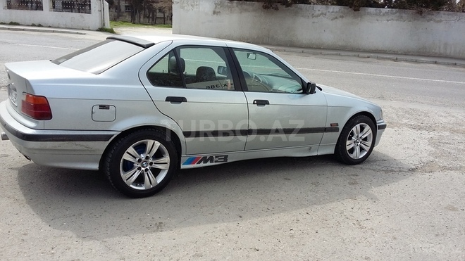 BMW 320 1996, 250,000 km - 1.8 l - Bakı