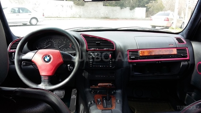 BMW 320 1996, 250,000 km - 1.8 l - Bakı