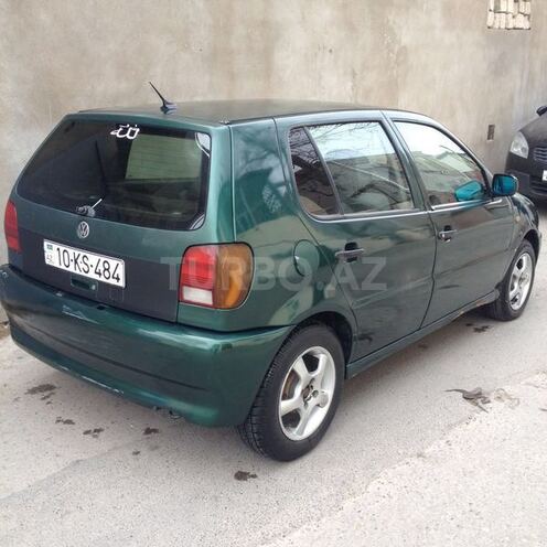 Volkswagen Polo 1998, 100,000 km - 1.8 l - Bakı