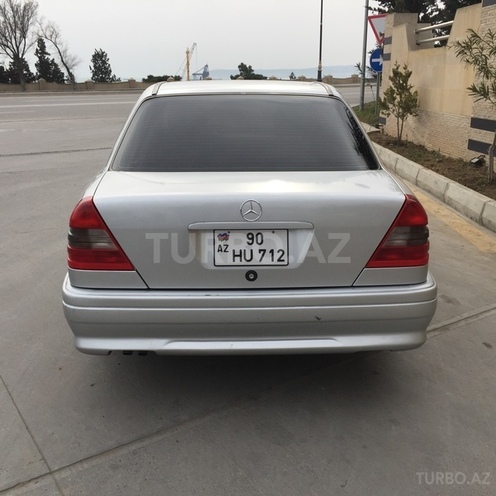 Mercedes C 220 1994, 179,000 km - 2.2 л - Bakı