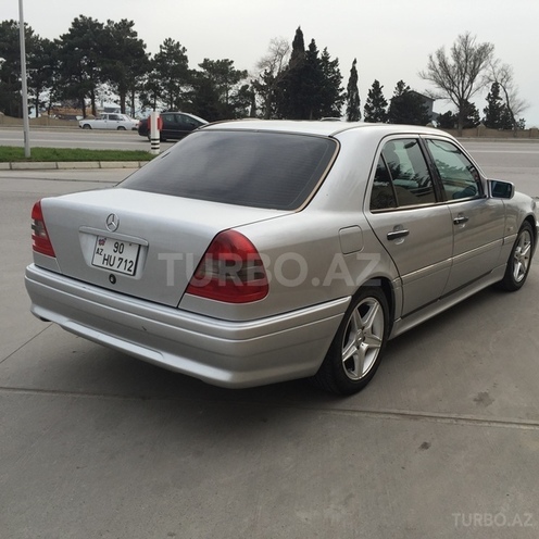 Mercedes C 220 1994, 179,000 km - 2.2 л - Bakı