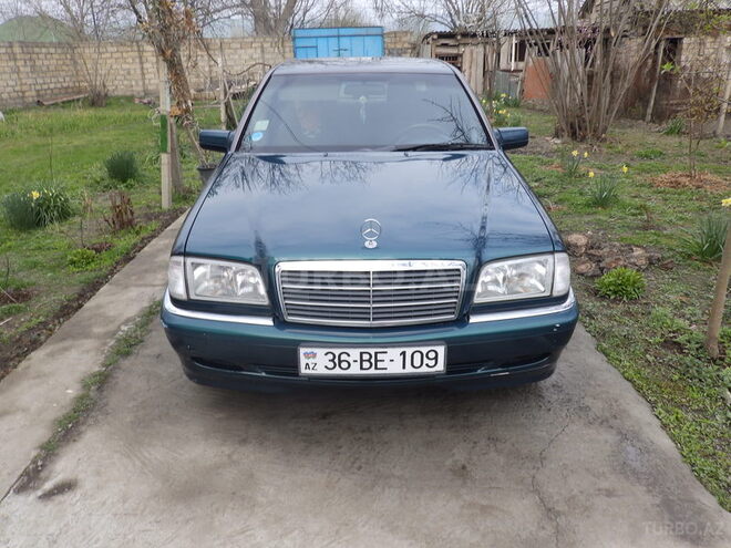Mercedes C 180 1998, 250,000 km - 1.8 l - Qəbələ