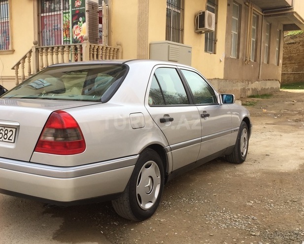 Mercedes C 200 1995, 360,000 km - 2.0 l - Bakı