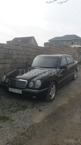 Mercedes E 200 1999, 250,000 km - 2.0 л - Bakı