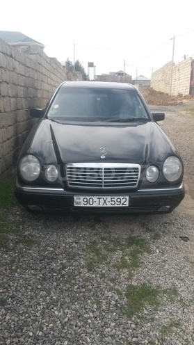 Mercedes E 200 1999, 250,000 km - 2.0 л - Bakı