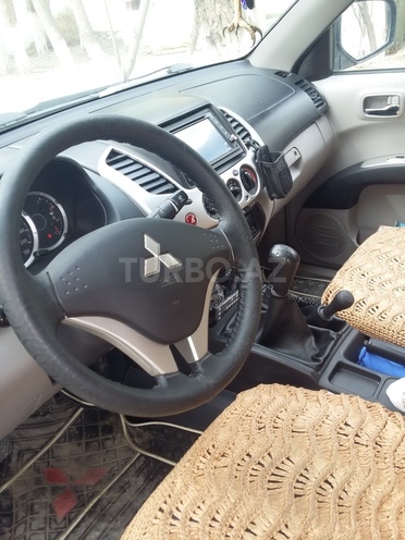 Mitsubishi L200 2014, 40,000 km - 2.5 l - Sumqayıt
