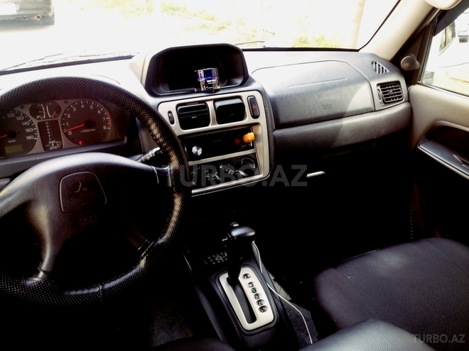 Mitsubishi Pajero io 1999, 164,000 km - 1.8 л - Bakı