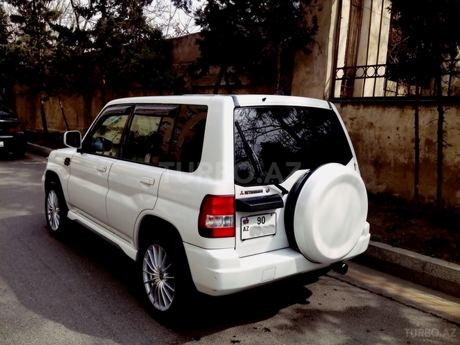 Mitsubishi Pajero io 1999, 164,000 km - 1.8 л - Bakı