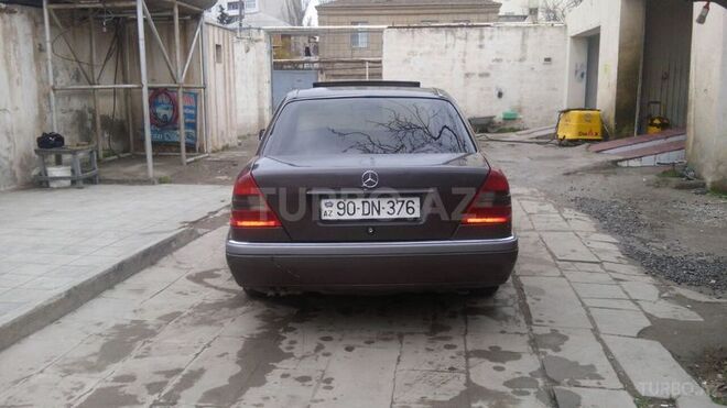 Mercedes C 200 1994, 390,000 km - 2.0 л - Bakı