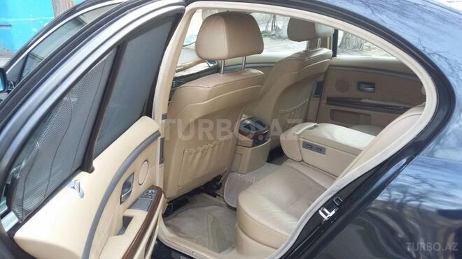 BMW 735 2002, 252,300 km - 3.5 л - Göyçay