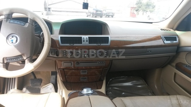 BMW 735 2002, 252,300 km - 3.5 л - Göyçay
