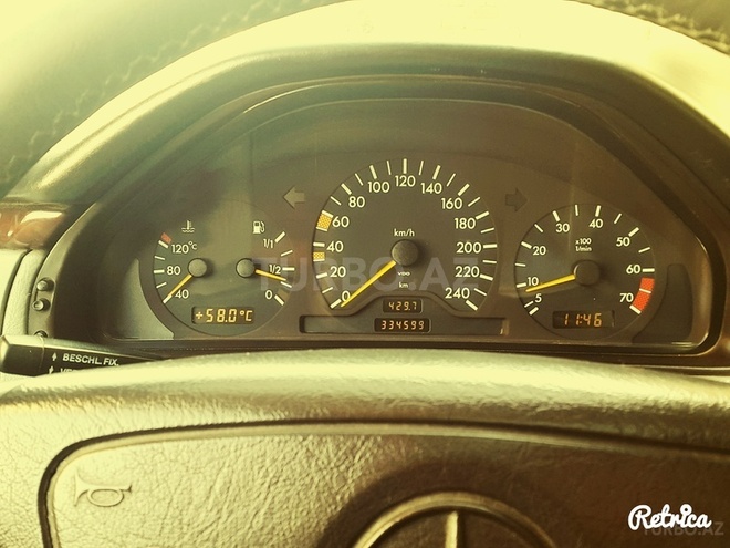 Mercedes E 230 1995, 334,599 km - 2.3 l - Bakı