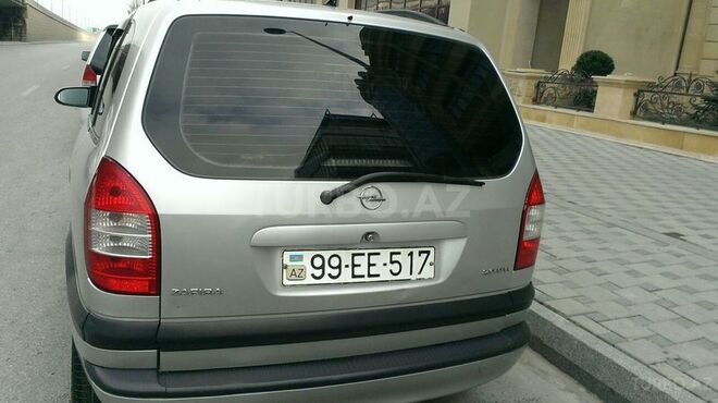 Opel Zafira 2004, 300,000 km - 2.0 л - Bakı