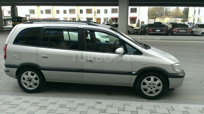 Opel Zafira 2004, 300,000 km - 2.0 л - Bakı