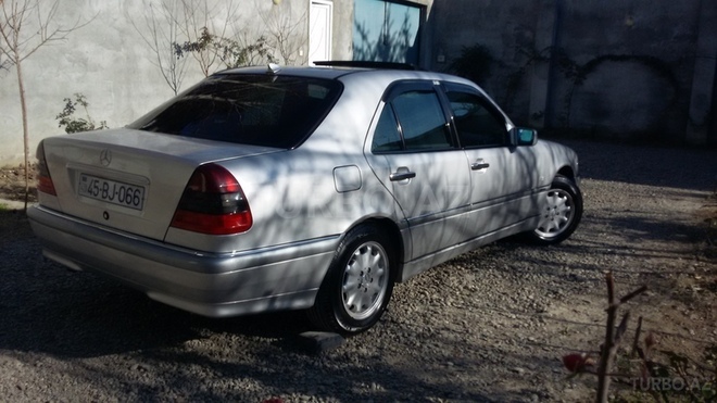 Mercedes C 180 1999, 225,000 km - 1.8 л - Mingəçevir