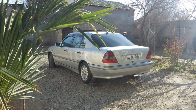 Mercedes C 180 1999, 225,000 km - 1.8 л - Mingəçevir