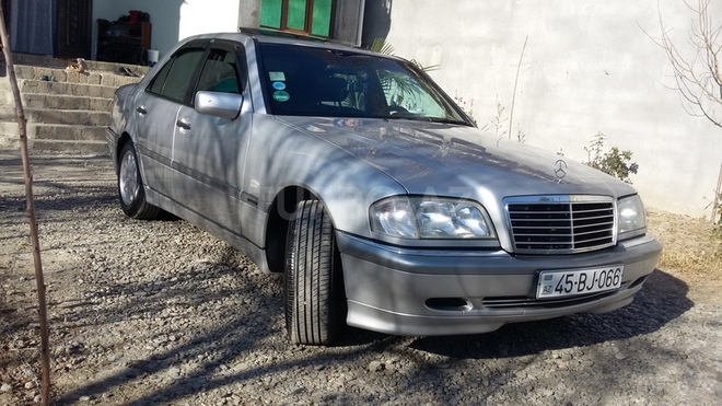 Mercedes C 180 1999, 225,000 km - 1.8 л - Mingəçevir