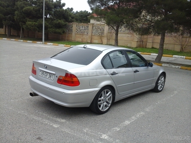 BMW 318 2001, 290,000 km - 2.0 l - Bakı