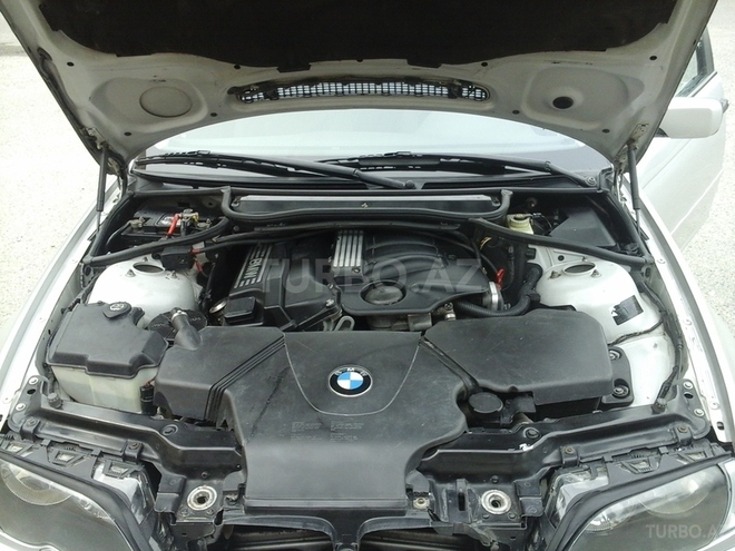 BMW 318 2001, 290,000 km - 2.0 l - Bakı