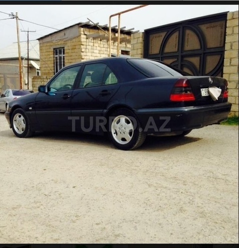 Mercedes C 220 2000, 286,000 km - 2.2 l - Bakı