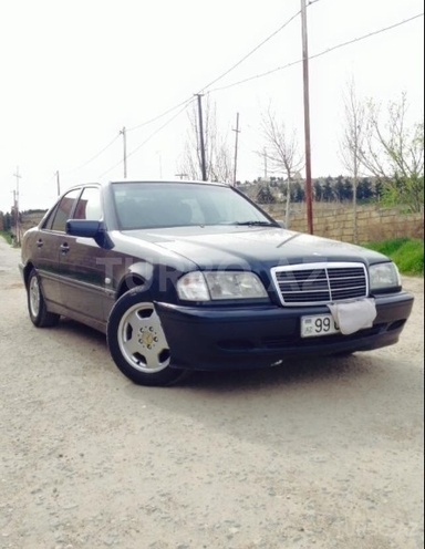 Mercedes C 220 2000, 286,000 km - 2.2 l - Bakı