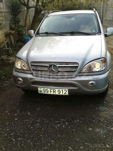 Mercedes ML 270 2001, 228,432 km - 2.7 л - İmişli
