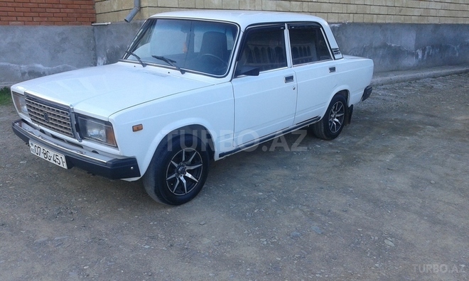 LADA (VAZ) 2107 2005, 14,000 km - 1.6 л - Astara