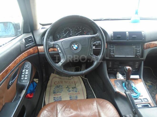 BMW 523 1997, 300,000 km - 2.5 l - Bakı