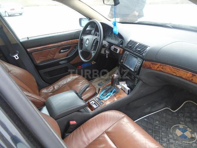 BMW 523 1997, 300,000 km - 2.5 l - Bakı