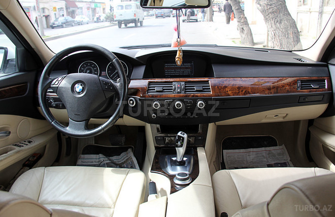 BMW 530 2007, 200,000 km - 3.0 л - Bakı