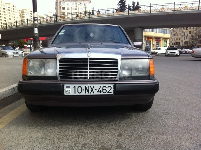 Mercedes E 200 1992, 347,494 km - 2.0 l - Bakı