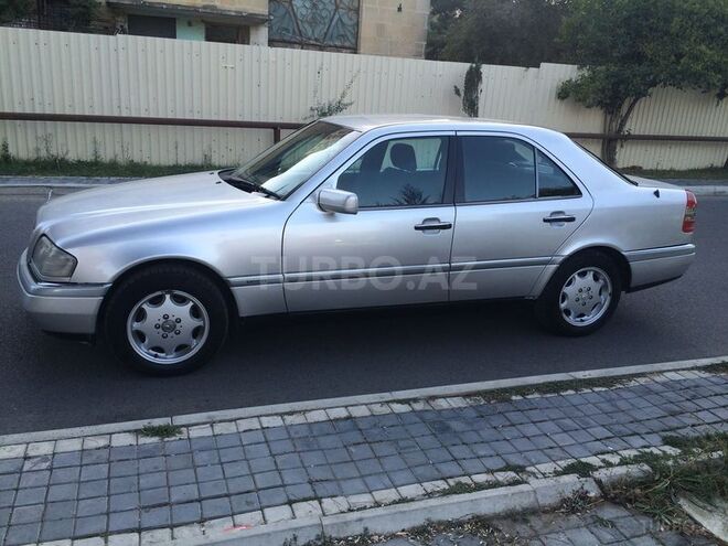 Mercedes C 200 1996, 265,000 km - 2.0 l - Bakı