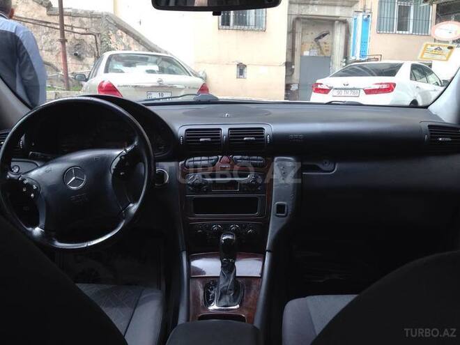 Mercedes C 240 2000, 240,000 km - 2.6 л - Bakı