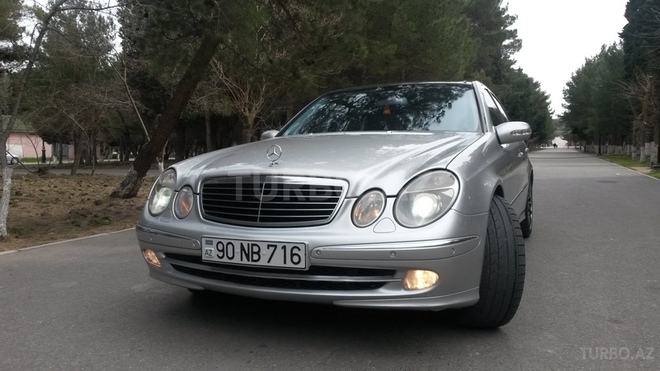 Mercedes E 320 2002, 216,000 km - 3.2 л - Bakı