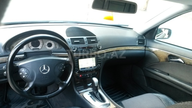 Mercedes E 320 2002, 216,000 km - 3.2 л - Bakı