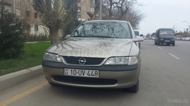 Opel Vectra 1998, 210,512 km - 1.8 l - Gəncə