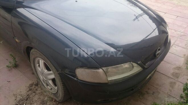 Opel Vectra 1997, 200,000 km - 2.5 l - Bakı