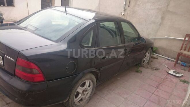 Opel Vectra 1997, 200,000 km - 2.5 l - Bakı