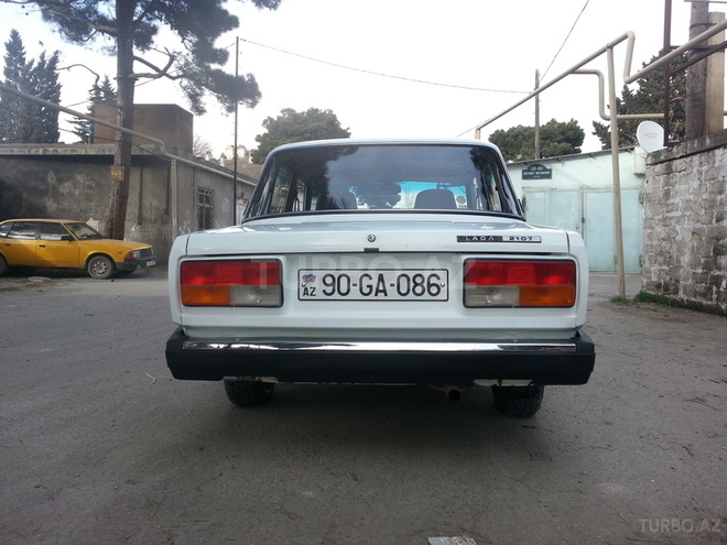 LADA (VAZ) 2107 2010, 90,000 km - 1.6 l - Bakı